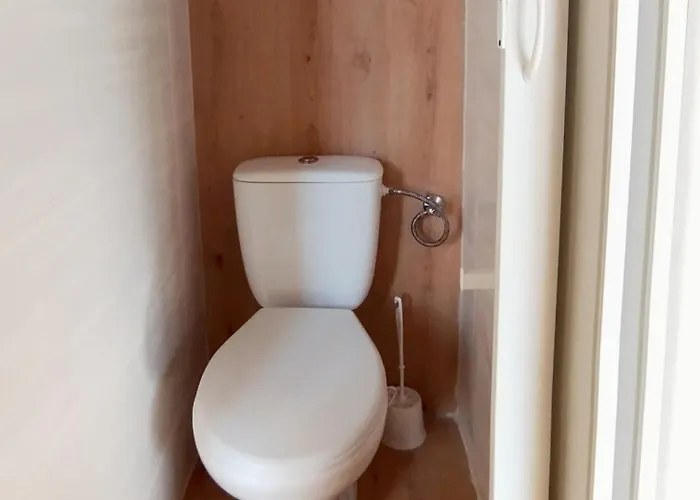 Domecek Pod Skokanskymi Mustky *